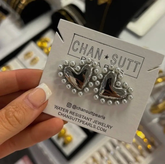Amelia Heart Earrings