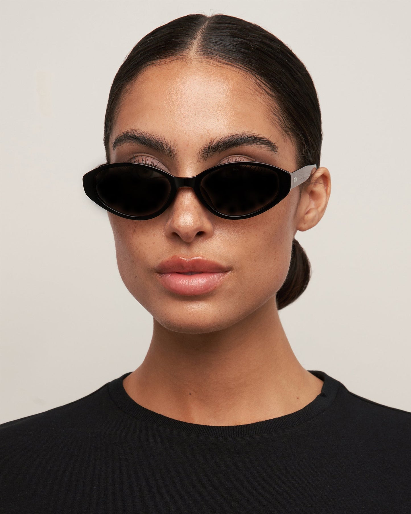 Otra - Ivy Black