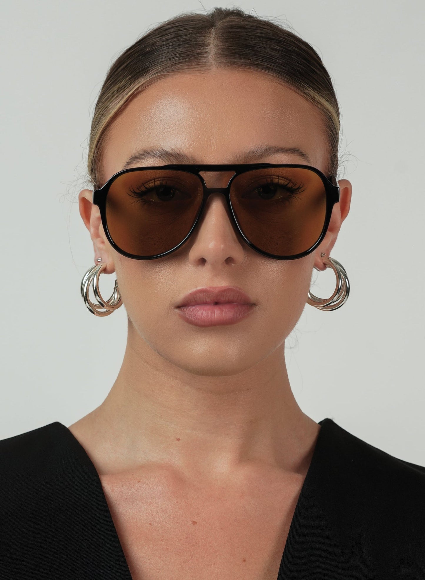 Otra - Stevie Black Olive